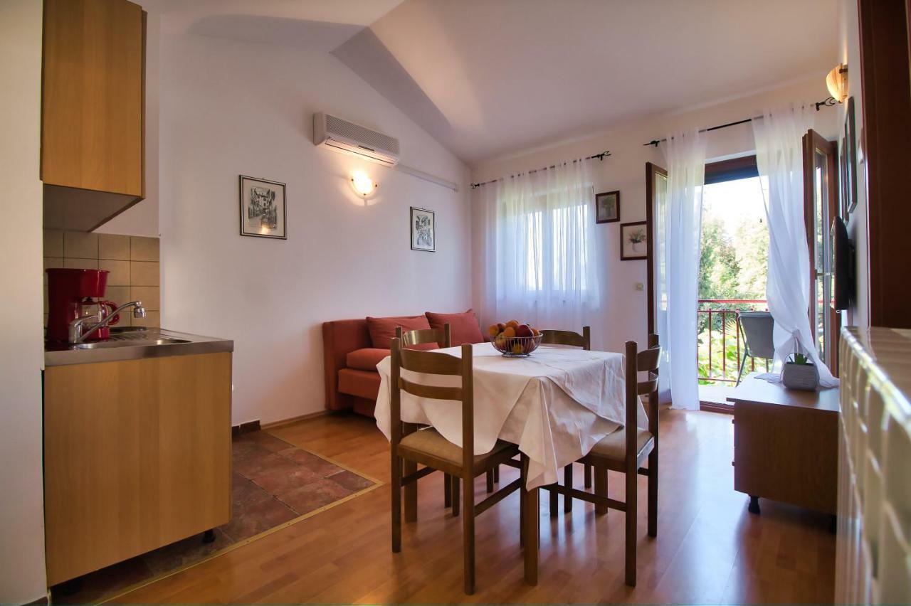 Apartments Si Rovinj Exterior photo